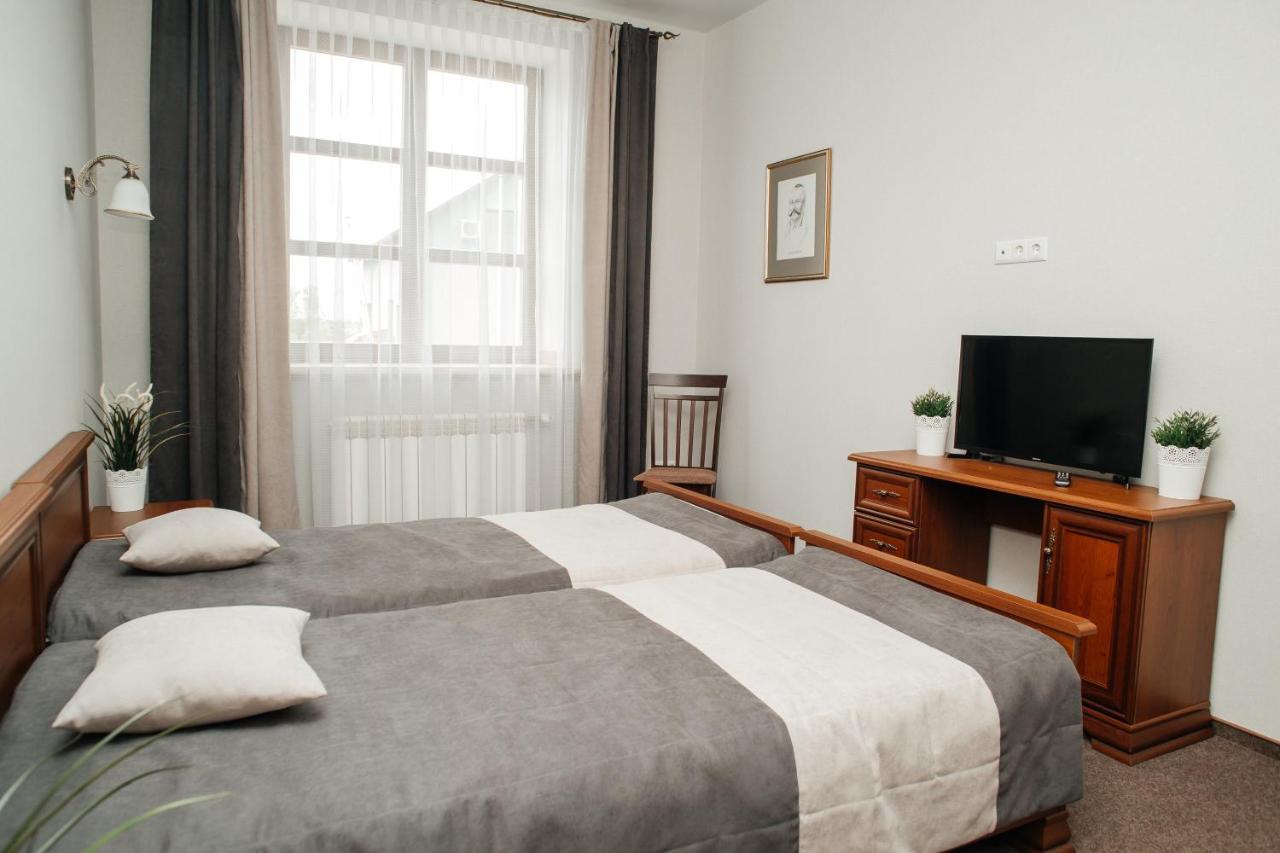 Belastok Hotel Nyasvizh Luaran gambar